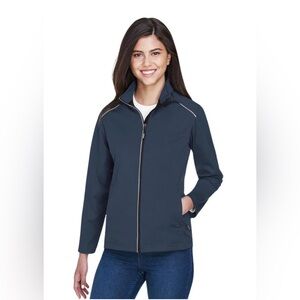 NWT Women's Techno Lite 3 Layer Knit Jacket with Audio port , water resistant
